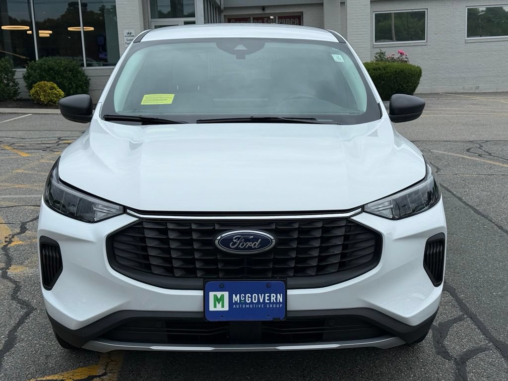 Used 2023 Ford Escape Active w/ Tech Pack #1 AWD/4WD image 9