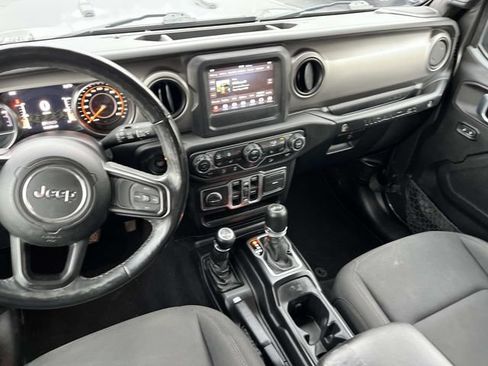 Used 2018 Jeep Wrangler Unlimited Sport S AWD/4WD image 13