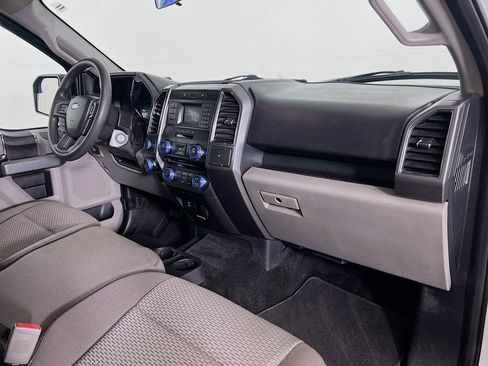 Certified 2018 Ford F150 XLT w/ Trailer Tow Package AWD/4WD image 32