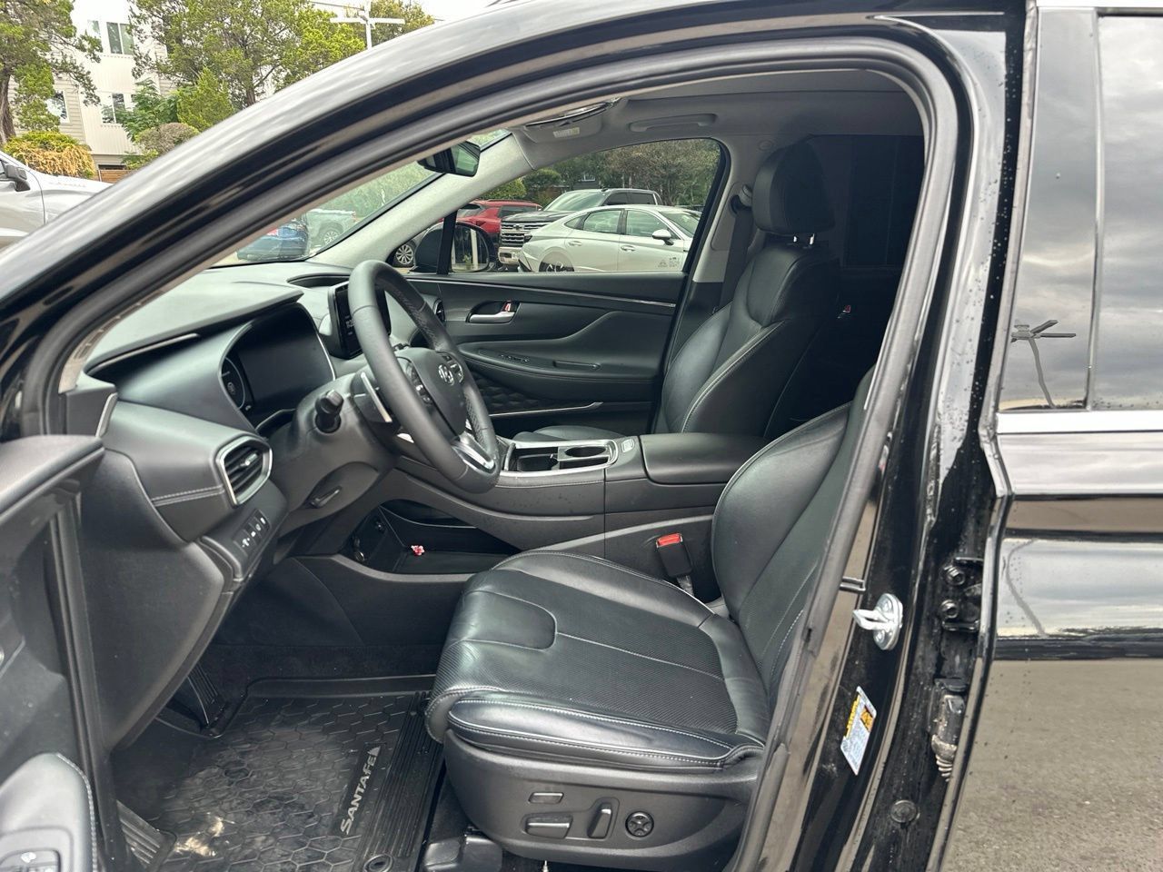 Used 2023 Hyundai Santa Fe Limited FWD image 9
