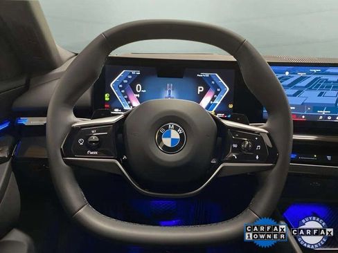 Used 2025 BMW 530i xDrive image 10