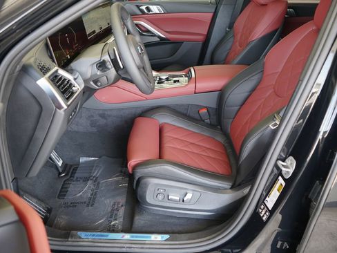 New 2026 BMW X6 xDrive40i w/ Premium Package AWD/4WD image 9
