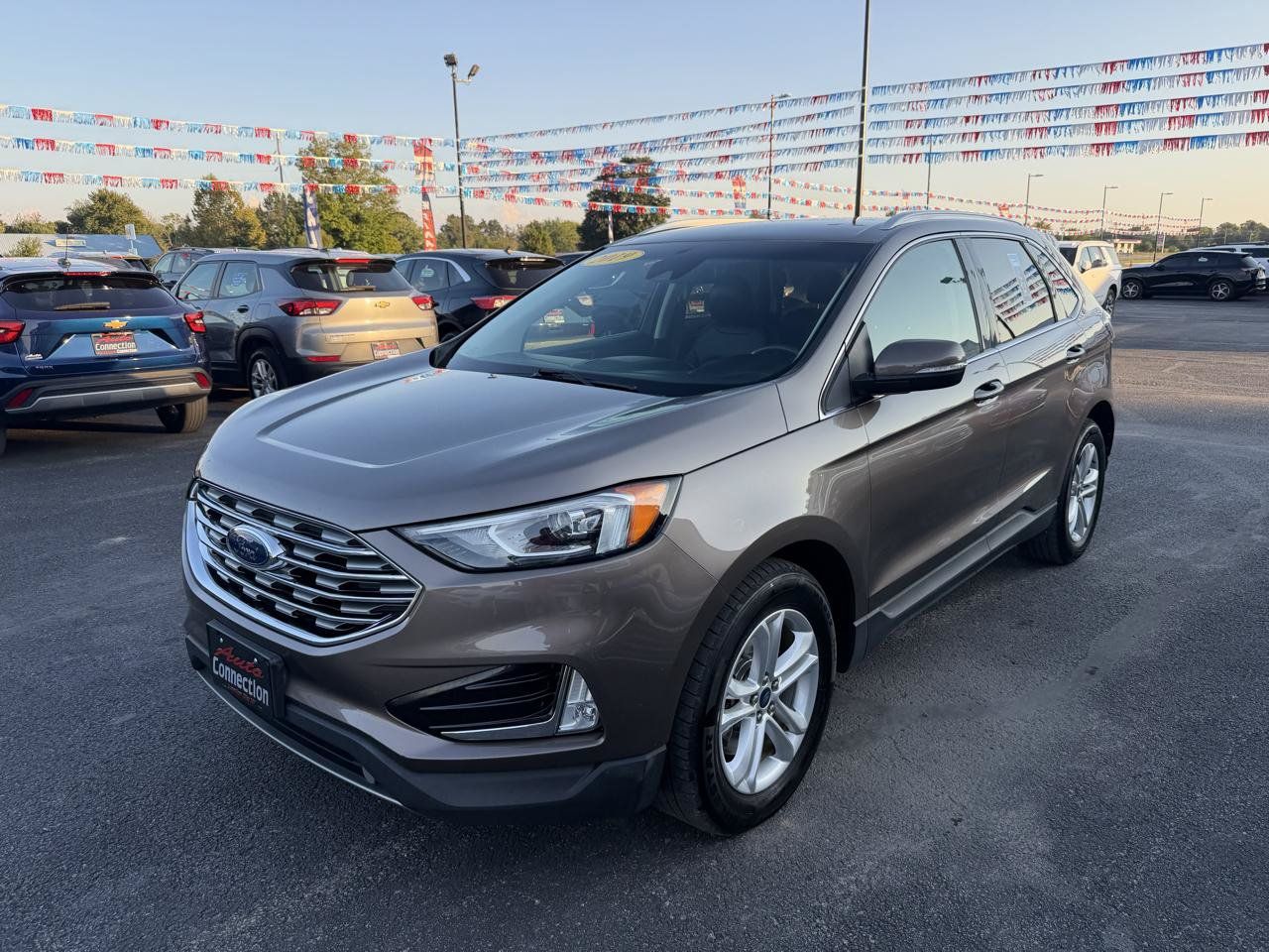 Used 2019 Ford Edge SEL w/ Cold Weather Package AWD/4WD image 10