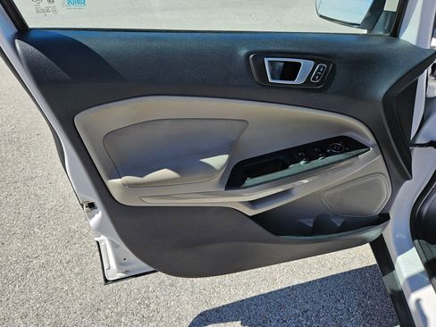 Used 2018 Ford EcoSport SE w/ SE Convenience Package FWD image 20
