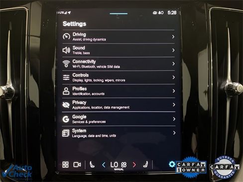 Used 2025 Volvo XC60 B5 Plus image 44