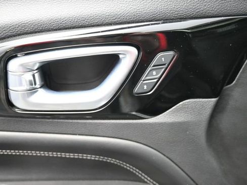 Used 2024 Jeep Compass Limited w/ High Altitude Package image 14