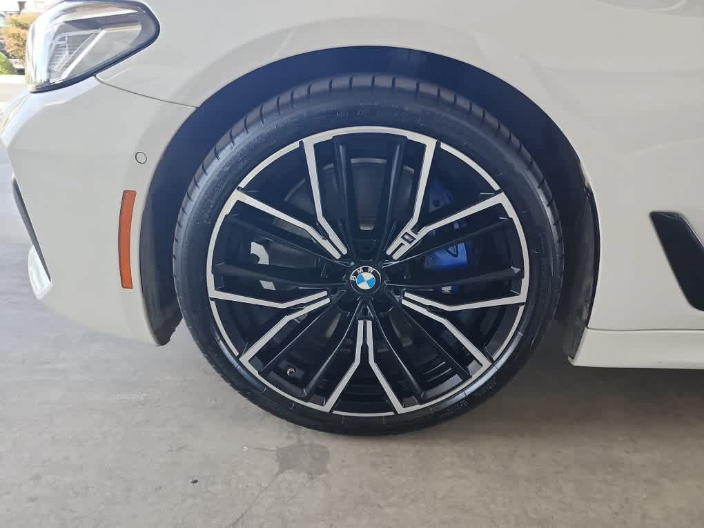 Used 2021 BMW 540i w/ M Sport Package RWD image 7