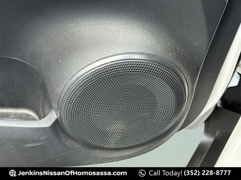 Certified 2024 Nissan Kicks SV FWD image 31