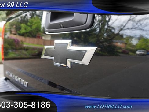Used 2017 Chevrolet Silverado 1500 LT w/ LPO, Black Pack AWD/4WD image 32