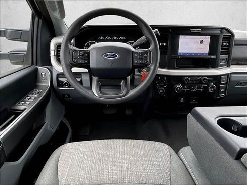 Used 2026 Ford F250 XLT AWD/4WD image 7