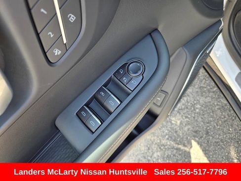 Used 2026 Buick Enclave Sport Touring w/ Power Package FWD image 24