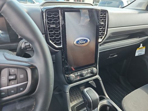 Used 2024 Ford Ranger XLT w/ Technology Package AWD/4WD image 12