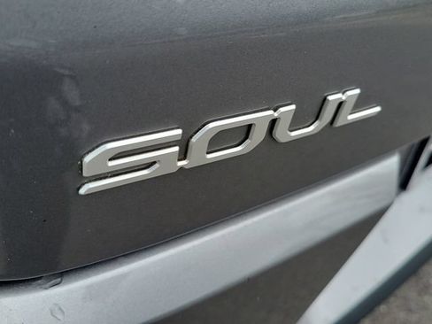 Certified 2023 Kia Soul LX w/ Option Group 015 FWD image 8