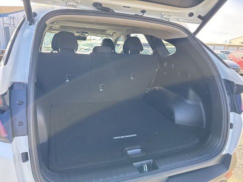 Used 2022 Hyundai Tucson SEL w/ Convenience Package image 18