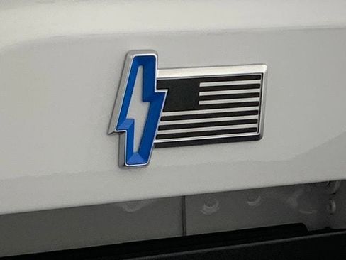 New 2025 Ford F150 Lightning Flash AWD/4WD image 14