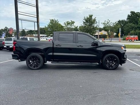 Used 2022 Chevrolet Silverado 1500 RST w/ Convenience Package II RWD image 3