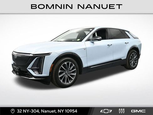 Used 2025 Cadillac Lyriq Sport AWD/4WD image 1