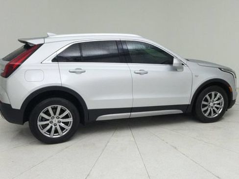 Used 2020 Cadillac XT4 Premium Luxury w/ Driver Awareness Package FWD image 6