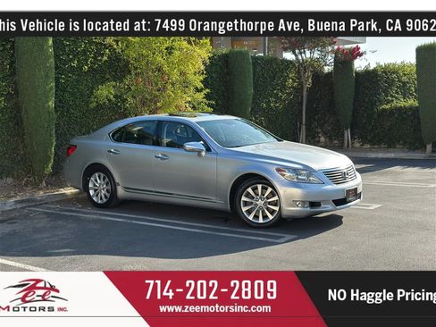 Used 2011 Lexus LS 460 AWD w/ Comfort Pkg image 2