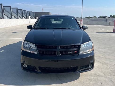 Used 2013 Dodge Avenger SXT w/ Sun/Sound Group FWD image 4