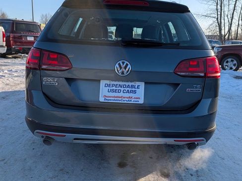 Used 2017 Volkswagen Golf Alltrack SE image 13
