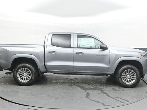 New 2026 Chevrolet Colorado LT RWD image 10