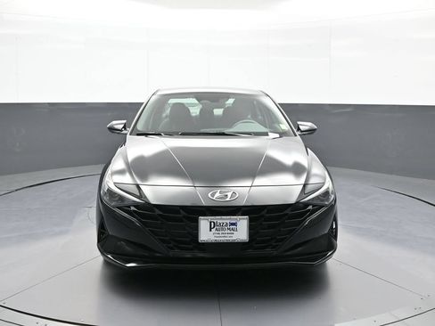 Certified 2023 Hyundai Elantra SEL w/ Convenience Package FWD image 2