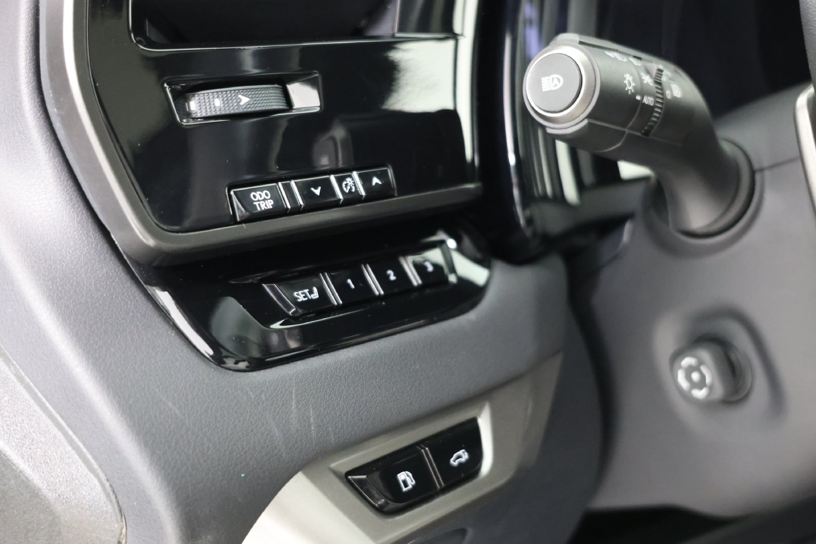 Used 2023 Lexus RX 350 AWD image 23