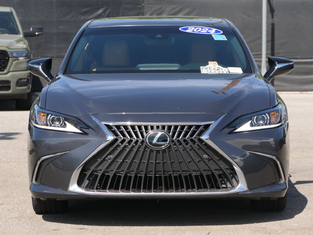 Used 2024 Lexus ES 350 w/ Premium Package FWD image 6