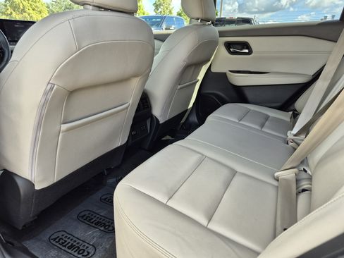 Certified 2022 Nissan Rogue SL FWD image 20