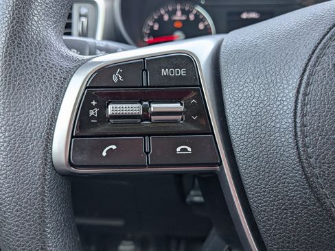 Used 2020 Kia Sorento FWD V6 image 19