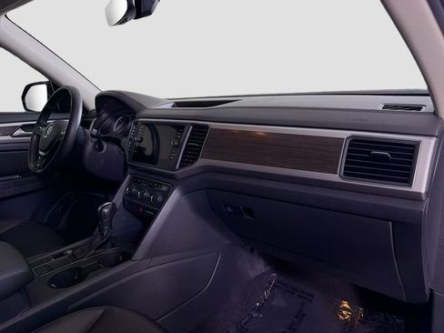 Used 2019 Volkswagen Atlas SE FWD image 31