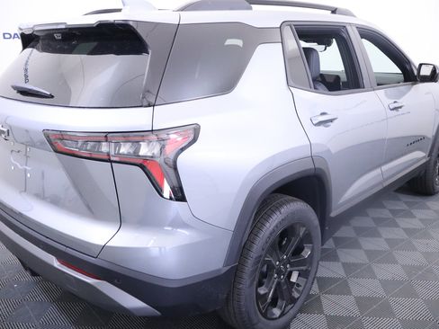 New 2026 Chevrolet Equinox LT w/ Convenience Package II FWD image 6