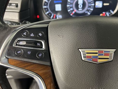 Used 2020 Cadillac Escalade ESV Premium Luxury w/ Escalade Sport Edition RWD image 36