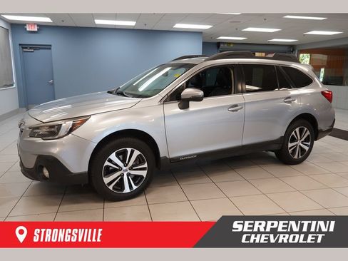 Used 2018 Subaru Outback 3.6R Limited AWD/4WD image 1