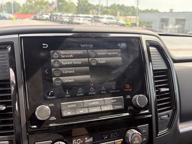 Used 2023 Nissan Titan PRO-4X w/ Pro-4x Convenience Package AWD/4WD image 17
