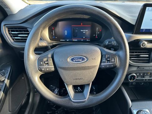 Used 2025 Ford Escape Active AWD/4WD image 15