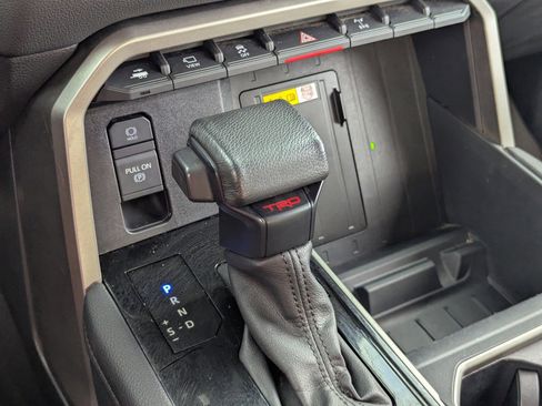 Used 2023 Toyota Tundra Limited image 30