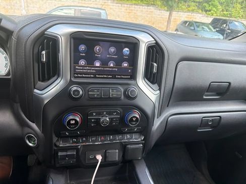 Used 2020 Chevrolet Silverado 1500 RST AWD/4WD image 11