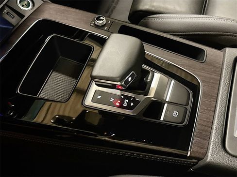 Used 2022 Audi Q5 2.0T Premium Plus image 18