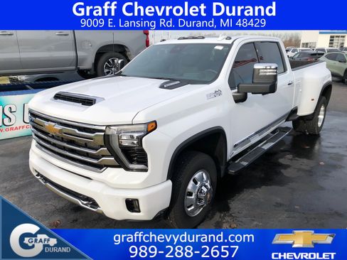 Used 2024 Chevrolet Silverado 3500 High Country w/ High Country Premium Package image 1