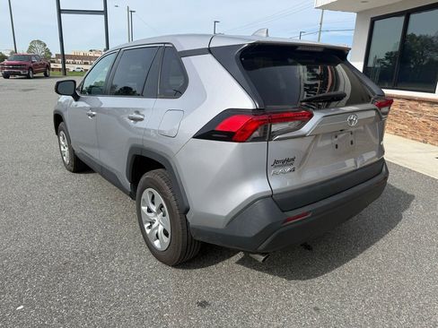 Used 2023 Toyota RAV4 LE image 6