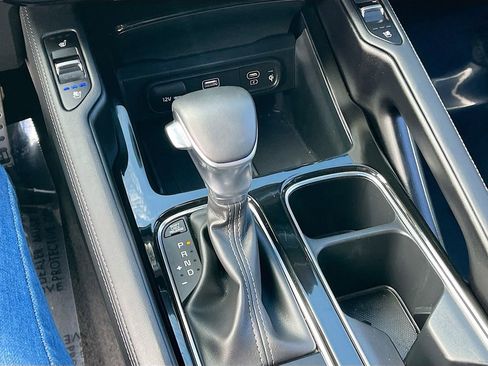 Used 2024 Kia Telluride SX X-Line AWD/4WD image 17
