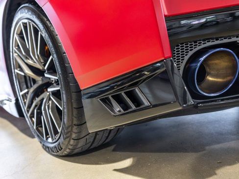 Used 2023 Nissan GT-R Premium w/ Premium Interior Package AWD/4WD image 18