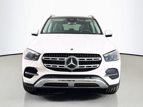 Used 2024 Mercedes-Benz GLE 350 4MATIC w/ Winter Package image 2