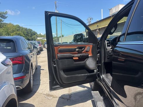 Used 2019 RAM 1500 Limited AWD/4WD image 8
