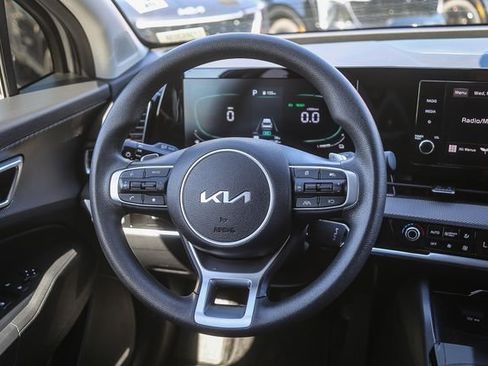 Certified 2024 Kia Sportage LX image 16