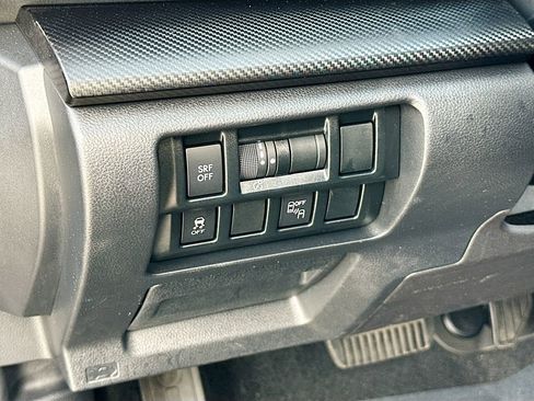 Used 2019 Subaru Crosstrek 2.0i Premium image 10