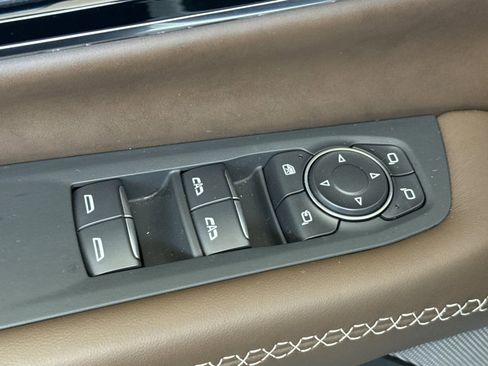 Used 2026 GMC Yukon XL Denali Ultimate AWD/4WD image 15