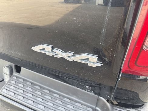 Used 2019 RAM 1500 Limited image 7